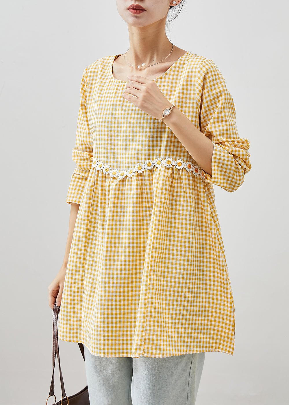 Gracefully Styled Blouse for Any Occasion