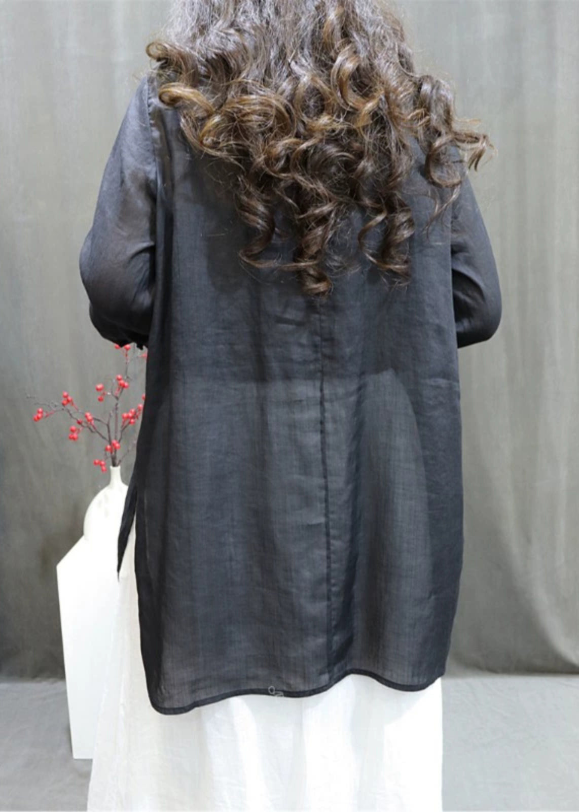 Well Tailored Shirt with a Graceful Silhouette