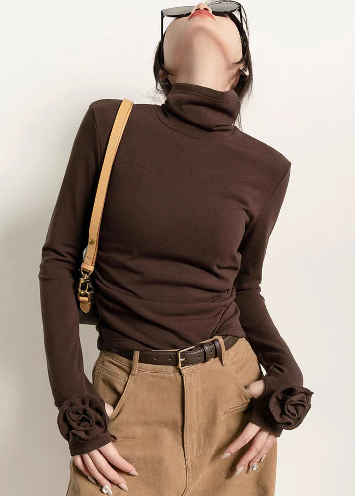 Classic Vintage Shirt with a Flattering Fit