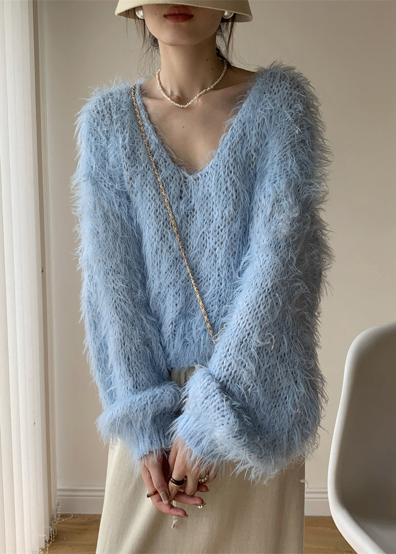 Beautifully Finished Sweater in a Timeless Design