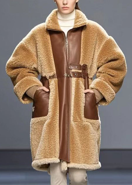 Beautifully Finished Coat in a Timeless Design
