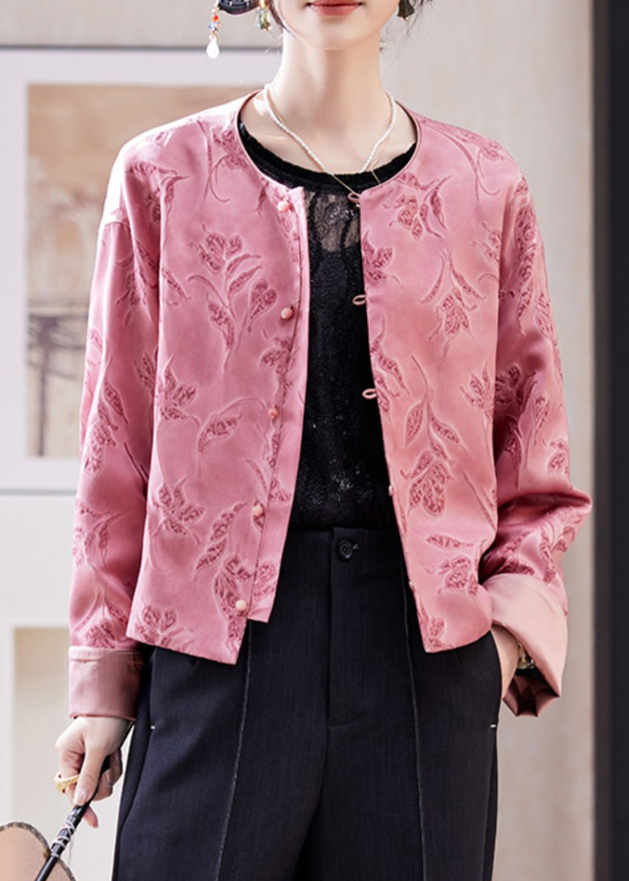 Well Tailored Coat with a Graceful Silhouette