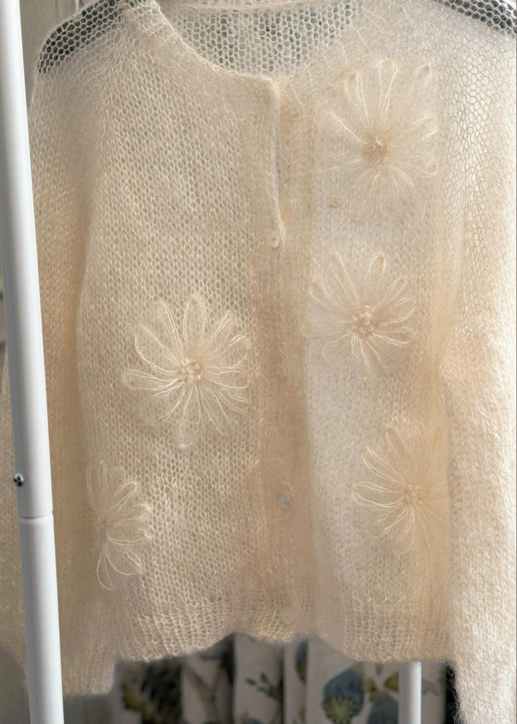 Elegantly Styled Cardigan for Everyday Wear