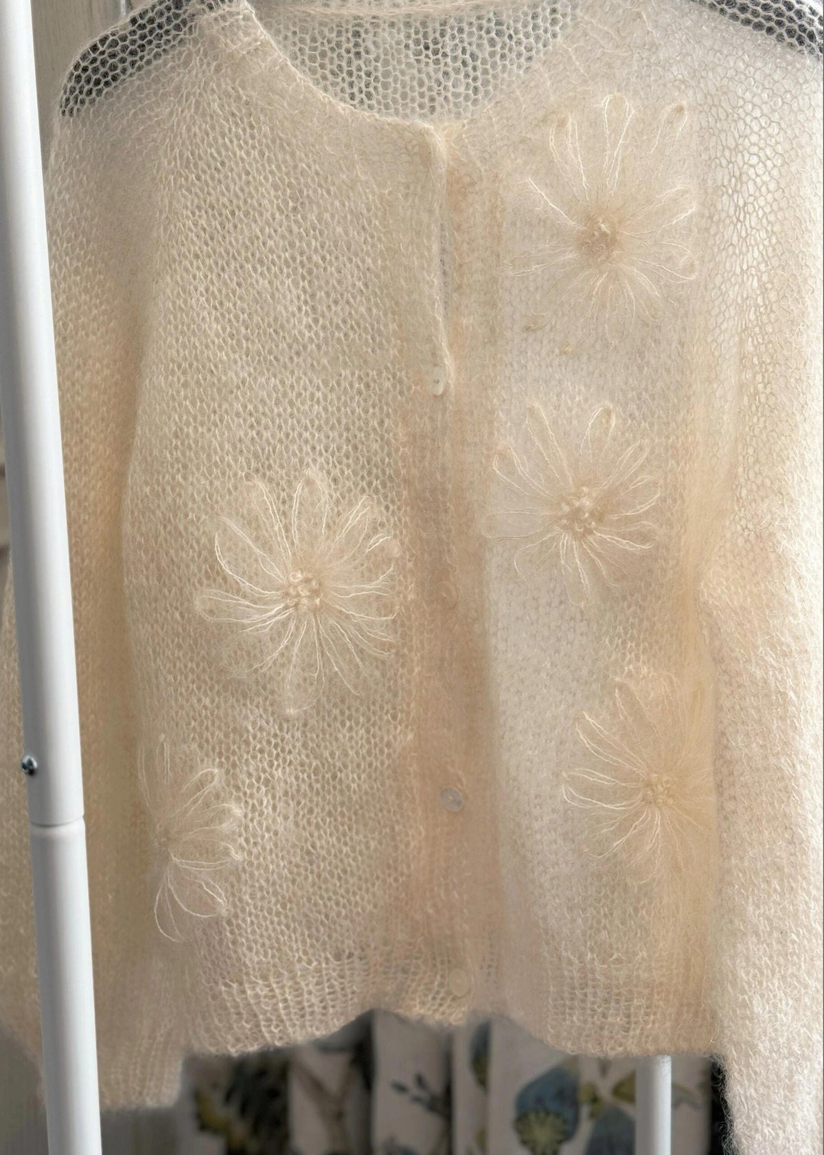 Elegantly Styled Cardigan for Everyday Wear