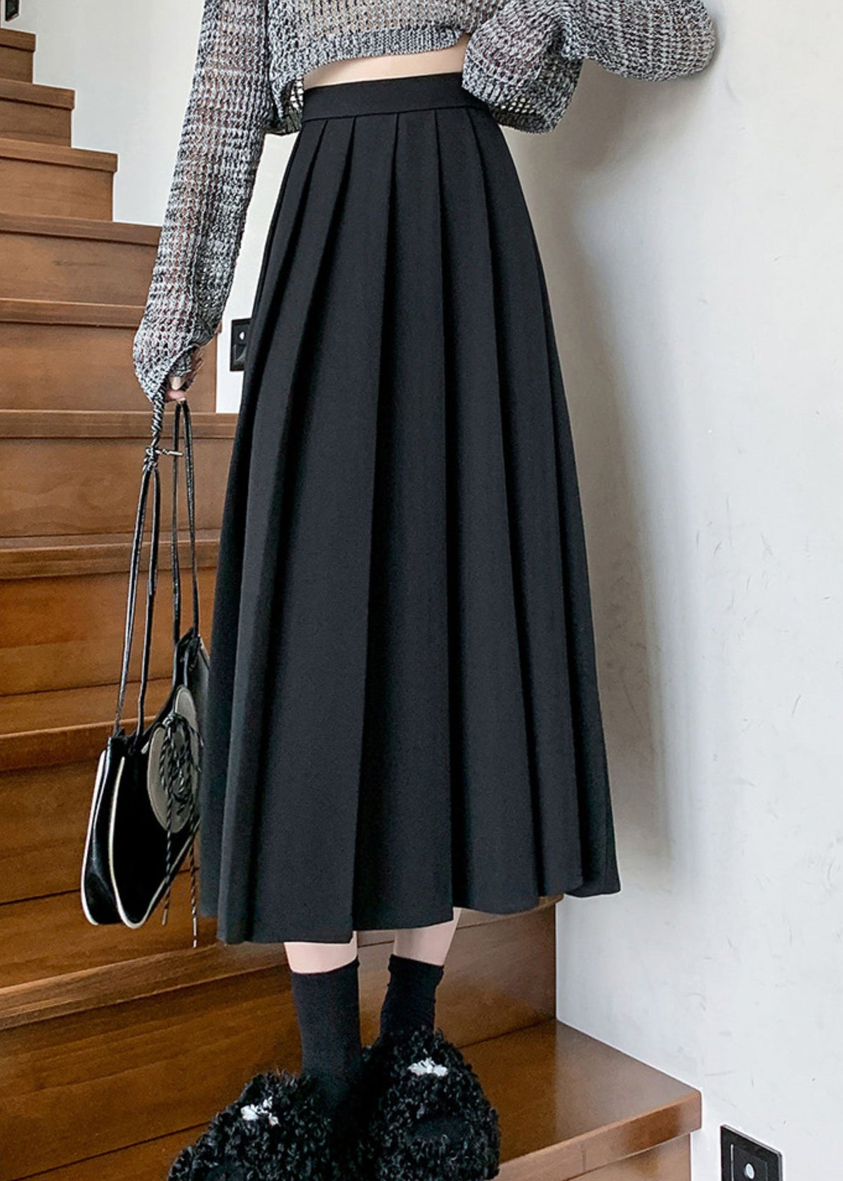 Well Tailored Garment with a Graceful Silhouette