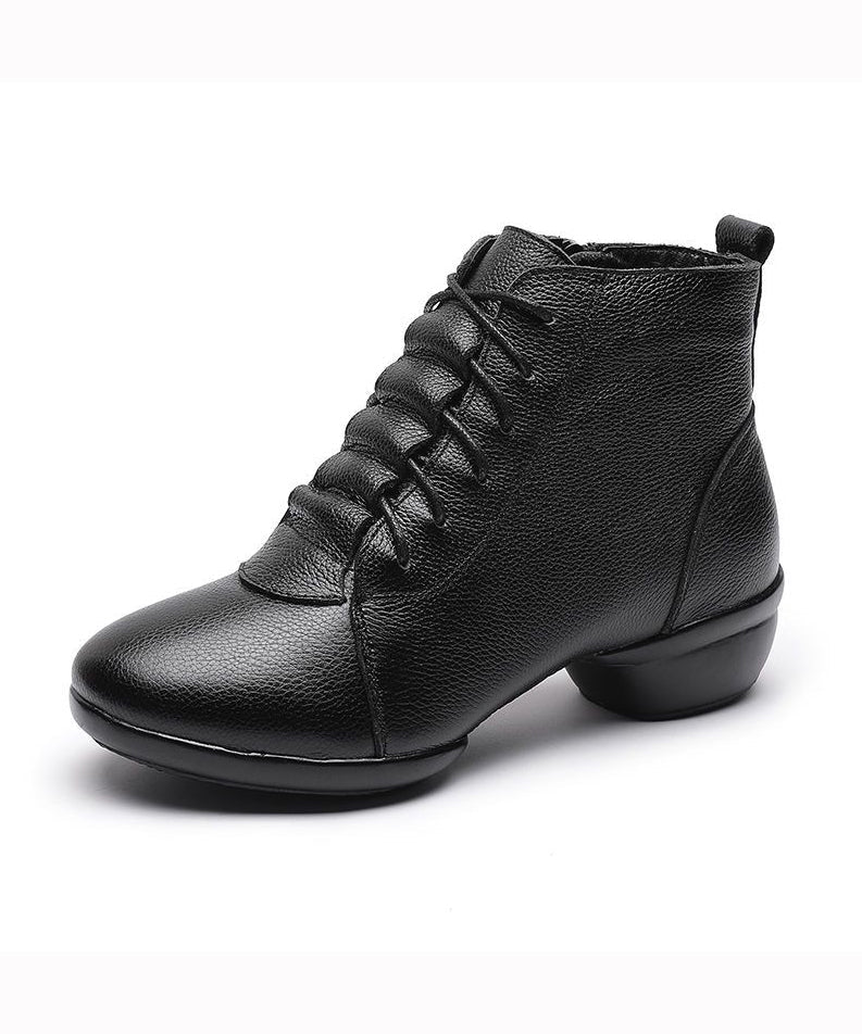 Graceful Orthopedic Boots for Modern Look