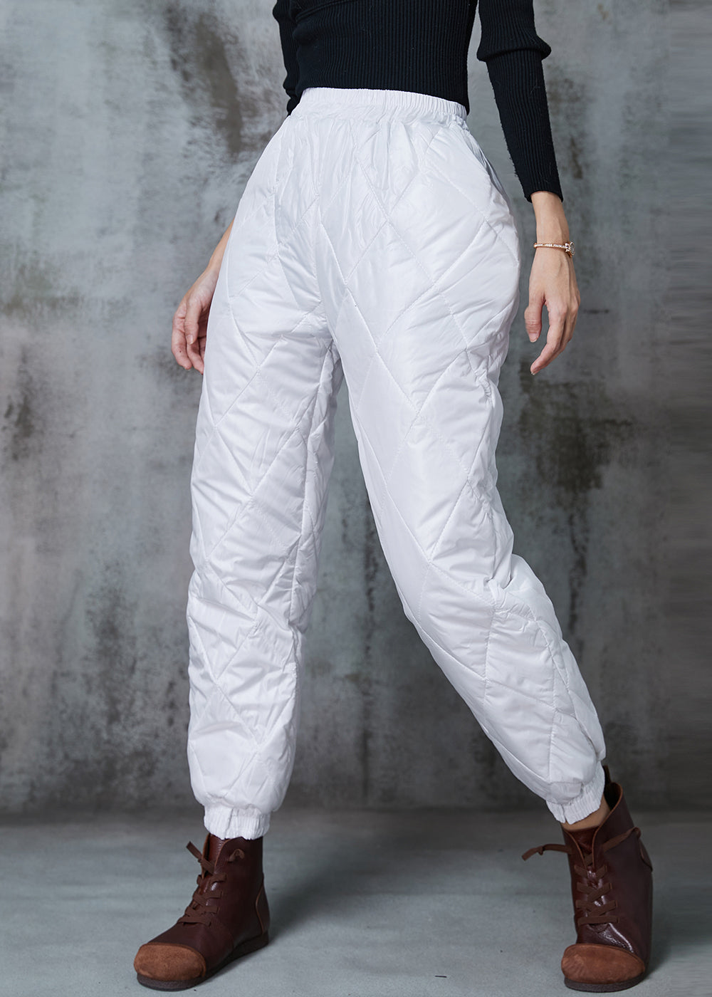 Sophisticated Pants with a Clean Classic Look