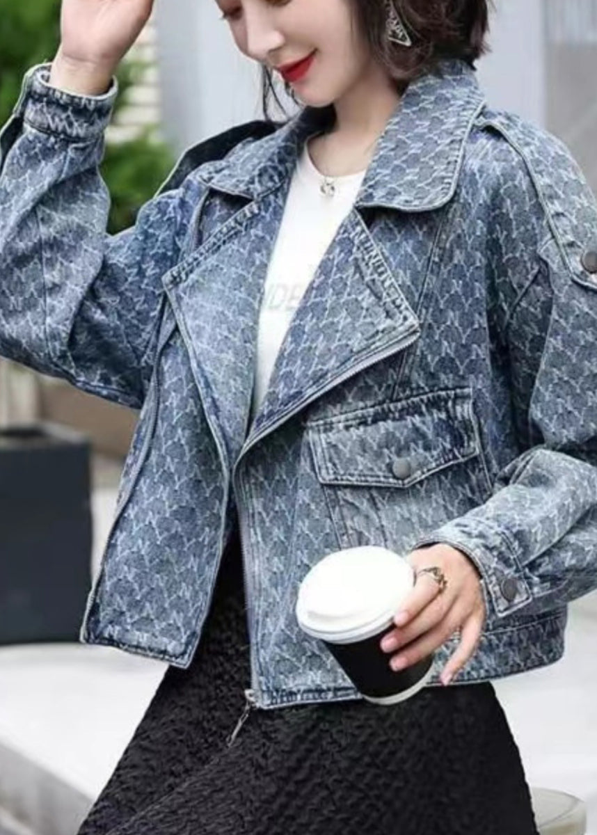 Beautifully Crafted Coat in a Classic Style