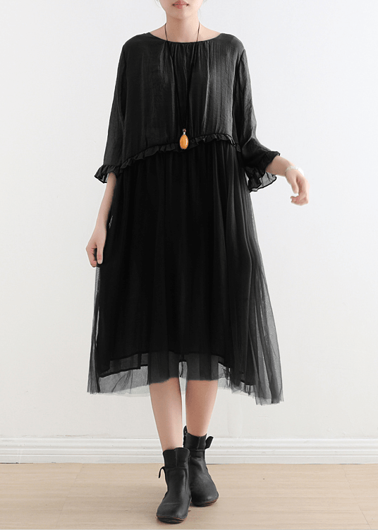 Classic Vintage Dress with a Flattering Fit
