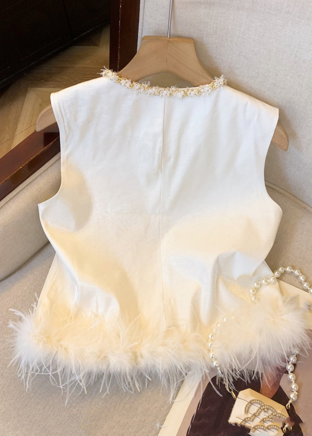 Beautifully Finished Coat in a Timeless Design