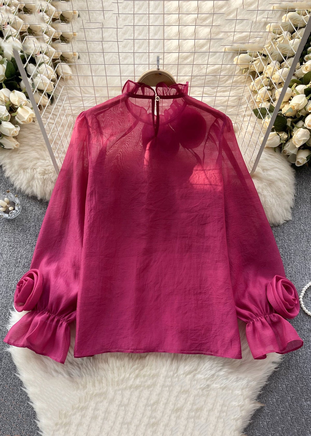 Beautifully Finished Top in a Timeless Design