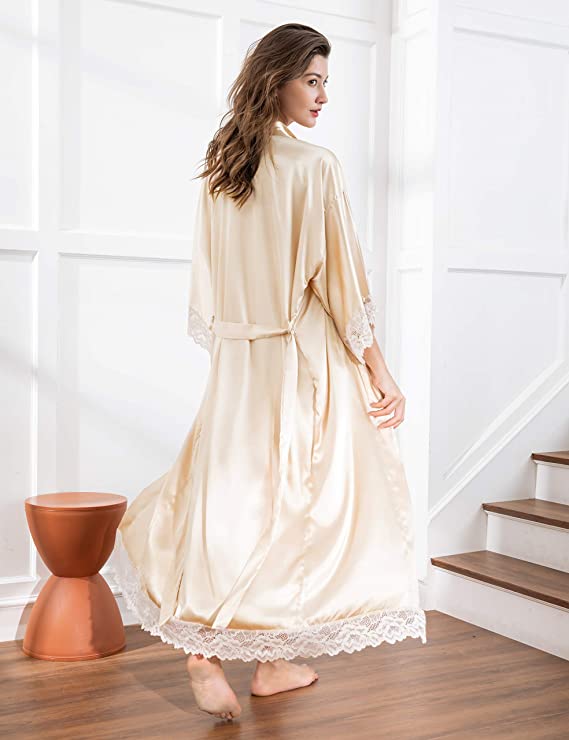 Beautifully Finished Garment in a Timeless Design