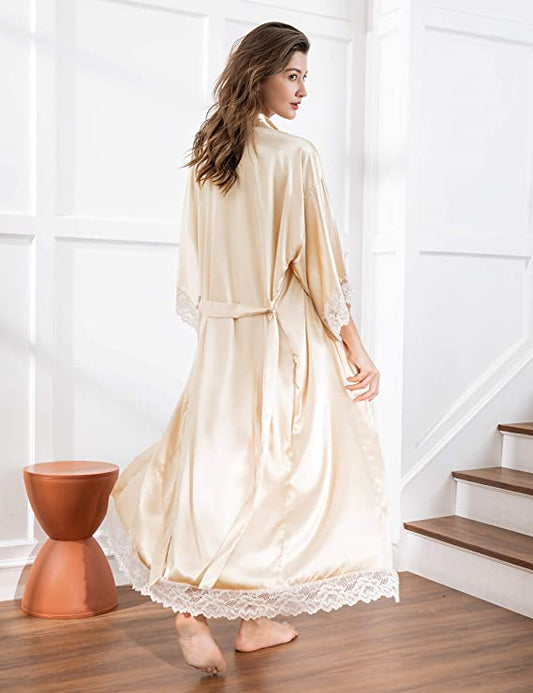 Beautifully Finished Garment in a Timeless Design