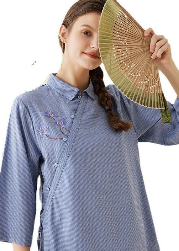Sophisticated Garment with a Clean Classic Look