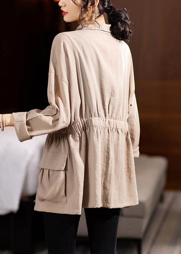 Well Tailored Coat with a Graceful Silhouette