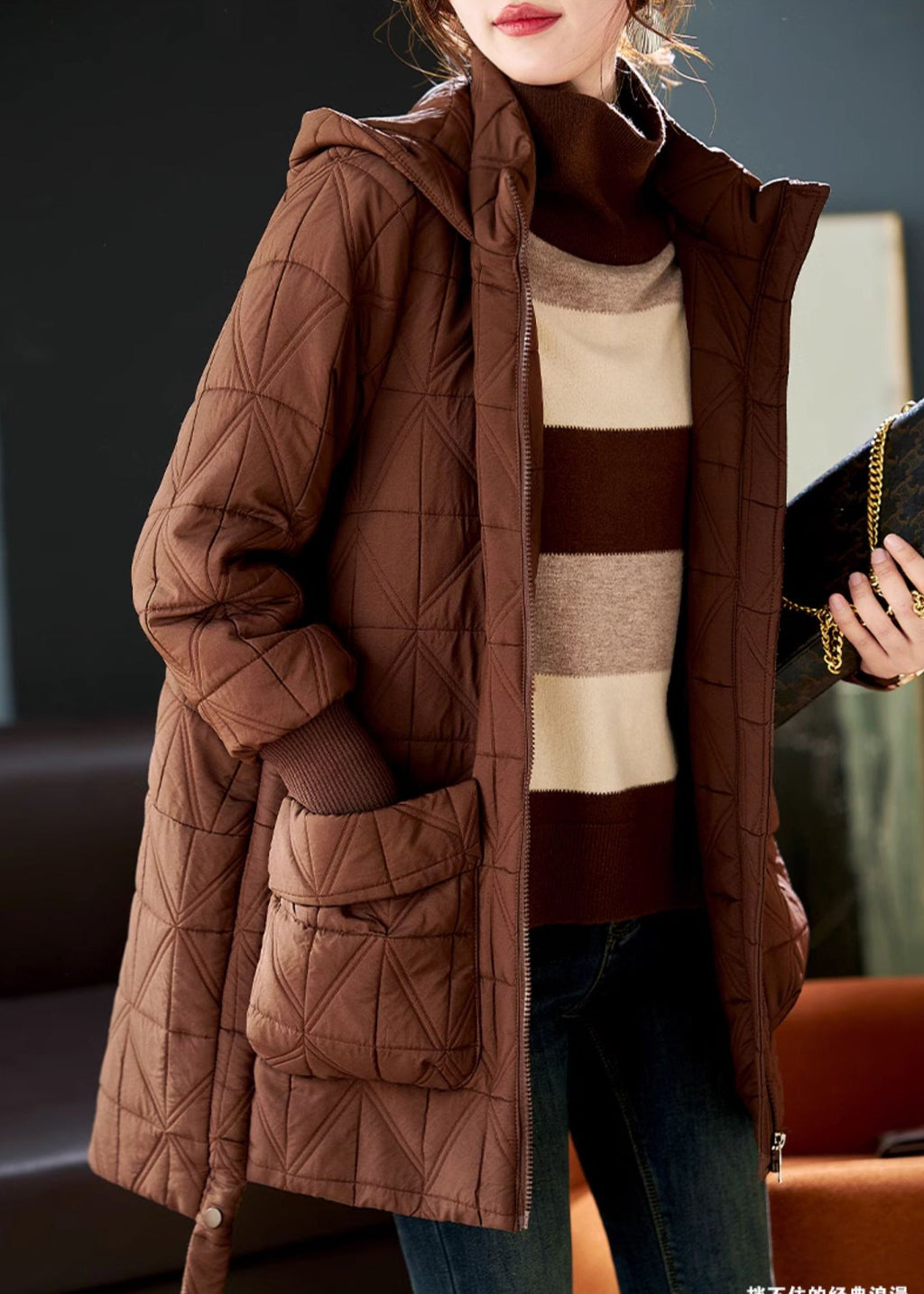 Effortlessly Elegant Coat with a Timeless Design