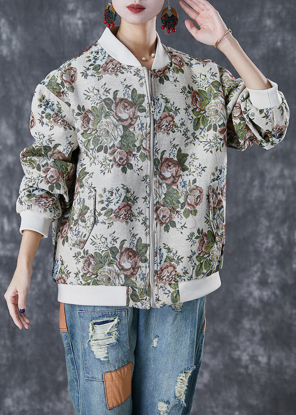 Gracefully Styled Jacket for Any Occasion