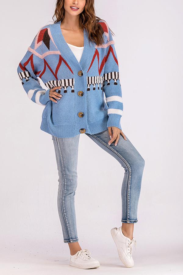 Gracefully Styled Cardigan for Any Occasion