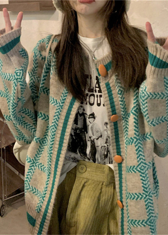 Elegantly Styled Coat for Everyday Wear