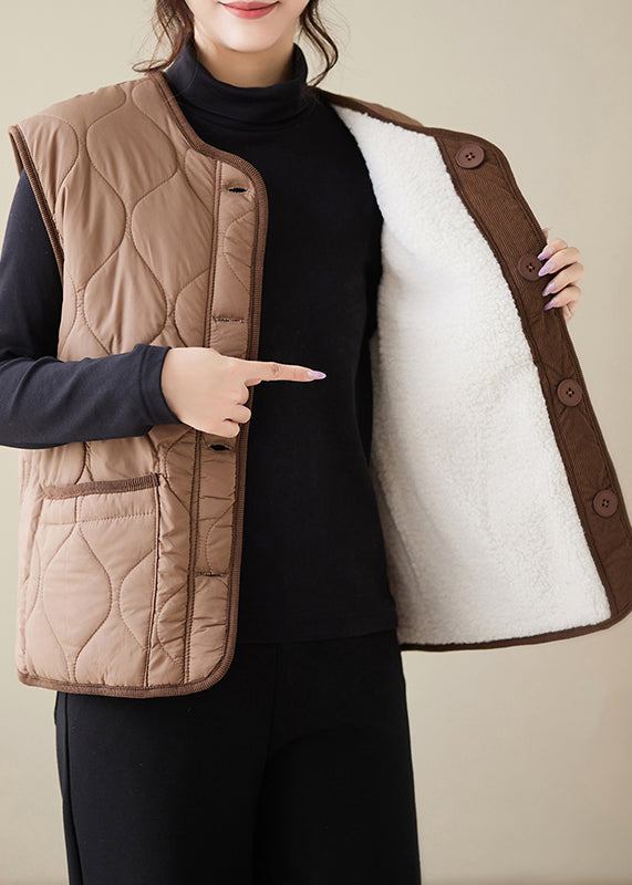 Elegantly Styled Coat for Everyday Wear