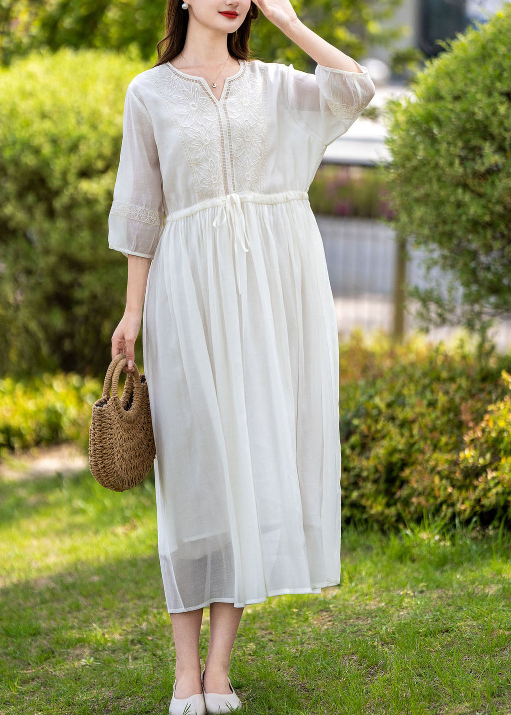 Sophisticated Dress with a Clean Classic Look