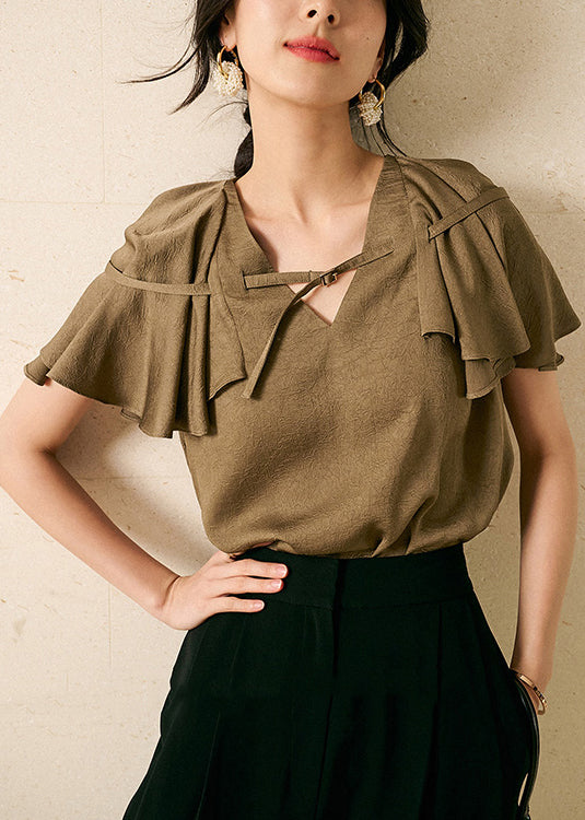 A Vintage Style Shirt with Delicate Timeless Details