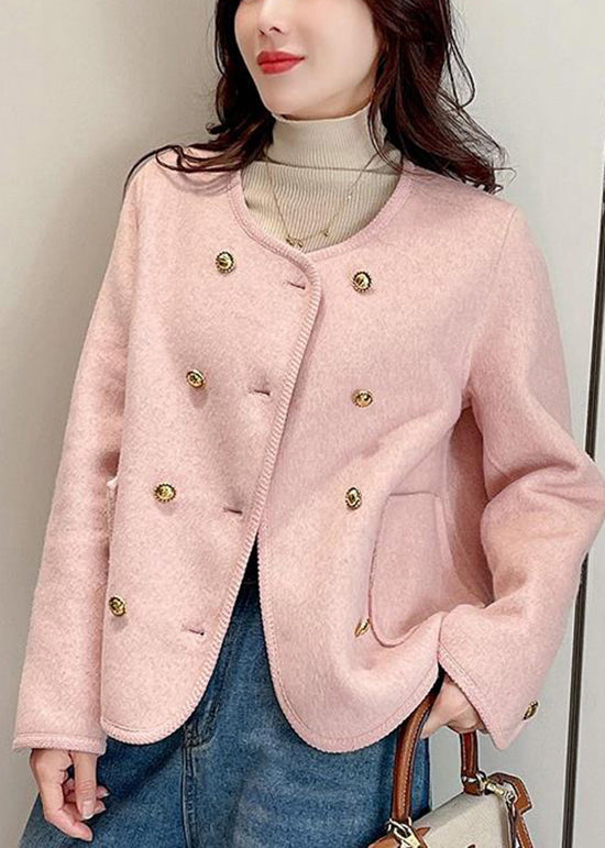 Elegantly Styled Coat for Everyday Wear