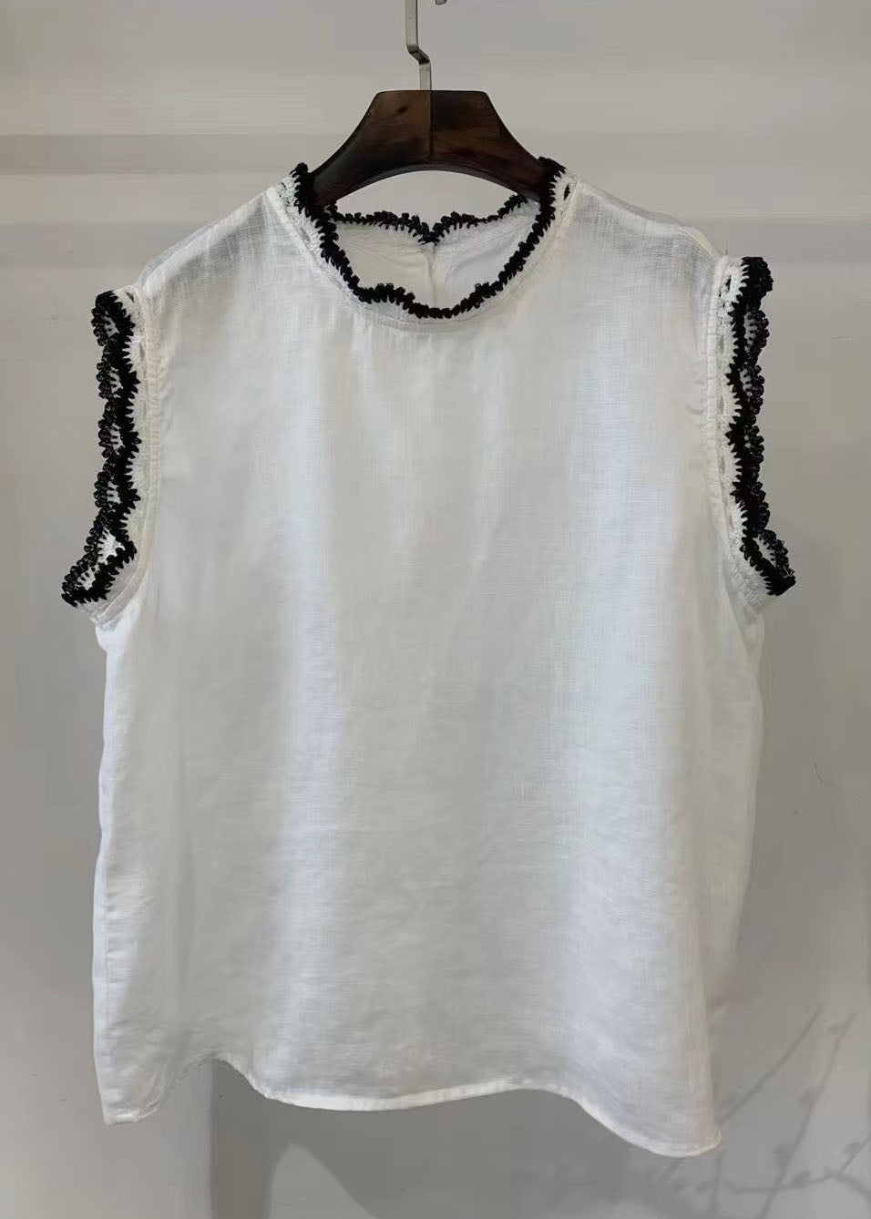 Elegantly Styled Top for Everyday Wear