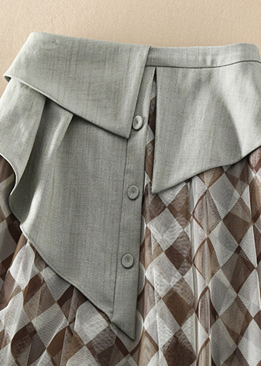 Sophisticated Garment with a Clean Classic Look