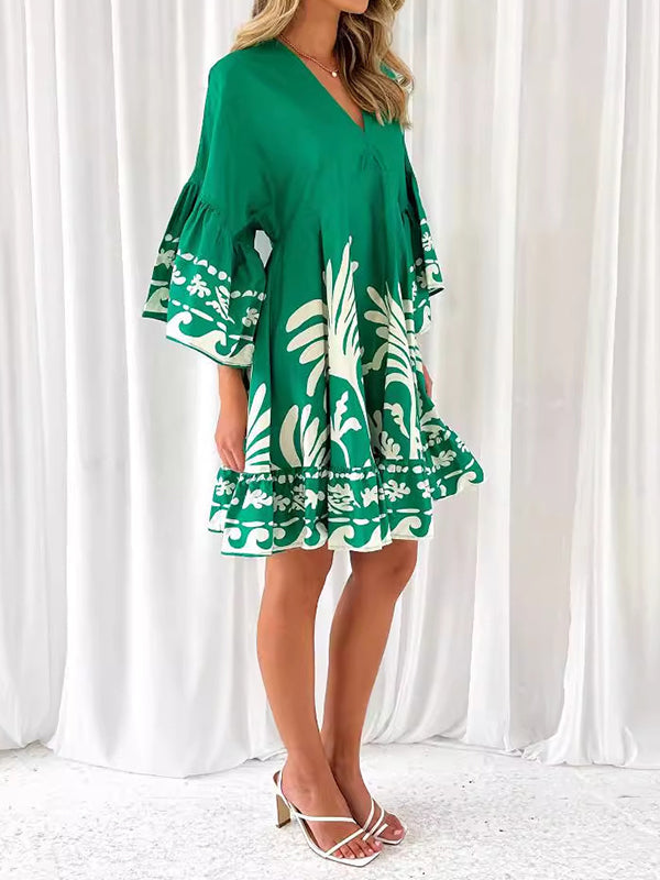 Effortlessly Elegant Dress with a Timeless Design