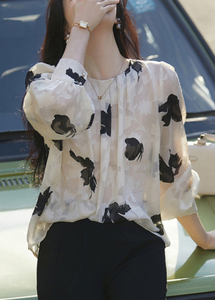 A Vintage Style Top with Delicate Timeless Details