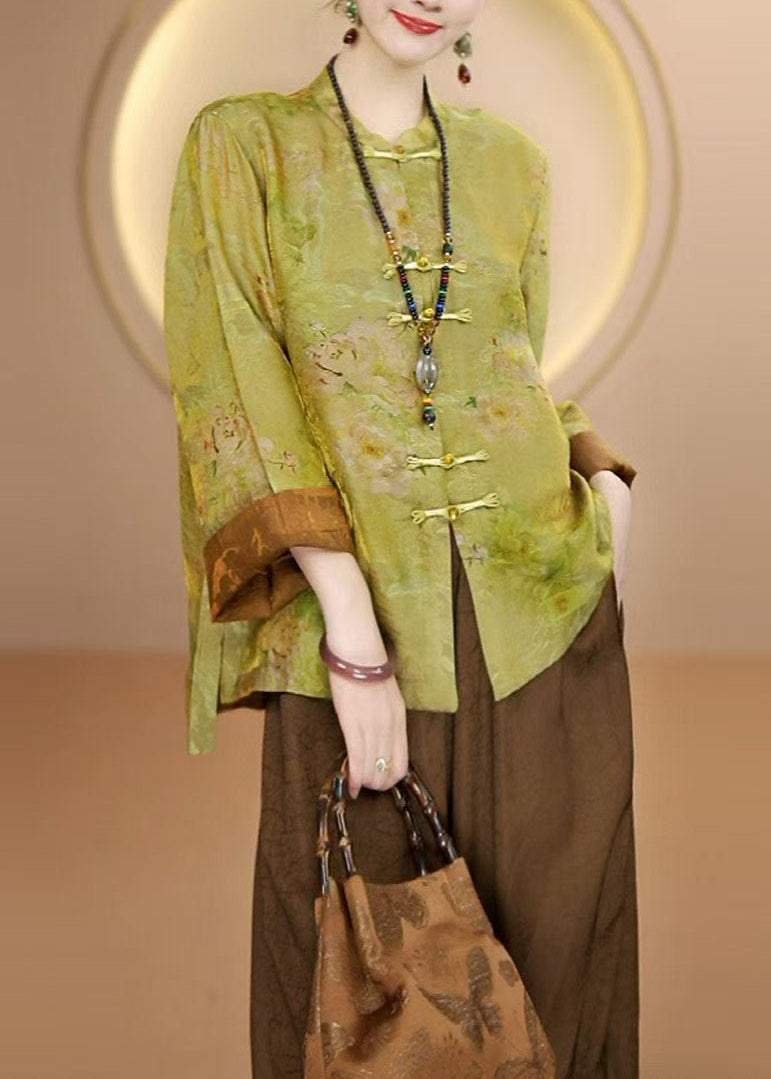 Beautifully Finished Cardigan in a Timeless Design