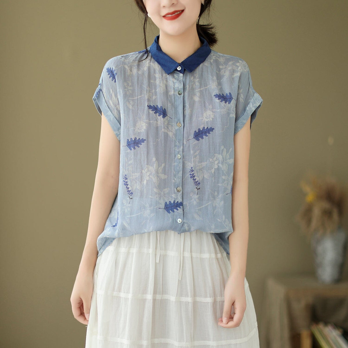 Sophisticated Blouse with a Clean Classic Look
