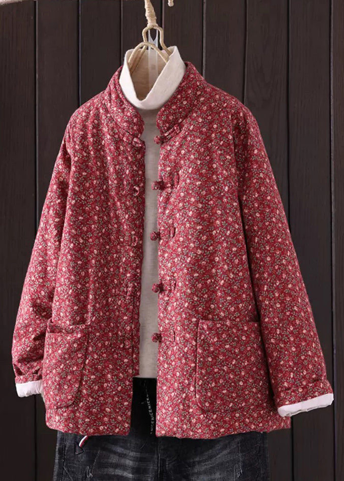 Well Tailored Coat with a Graceful Silhouette