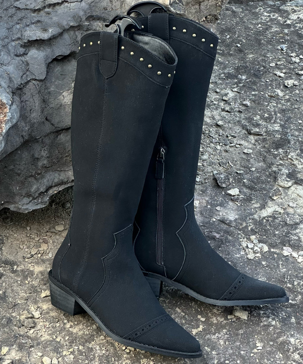 Beautifully Crafted Orthopedic Boots