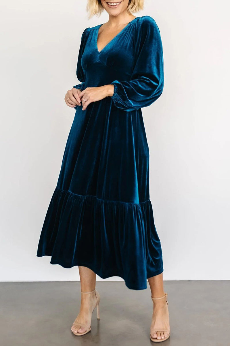 Beautifully Crafted Dress in a Classic Style