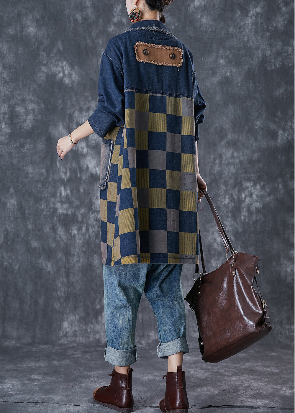 Elegantly Styled Coat for Everyday Wear