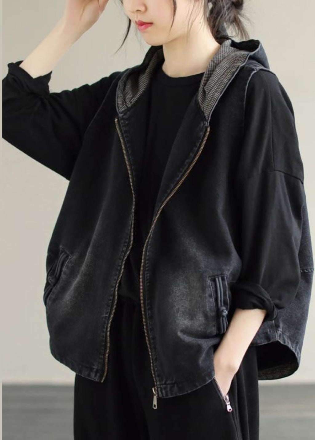 Beautifully Finished Coat in a Timeless Design