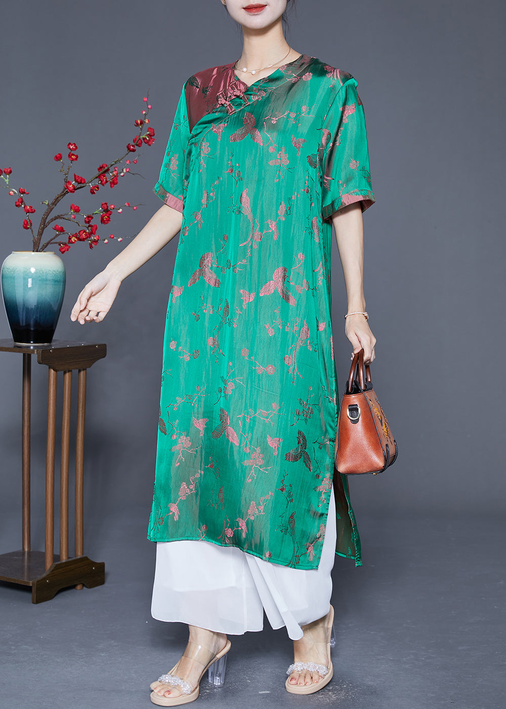 Polished Dress with an Effortless Classic Look