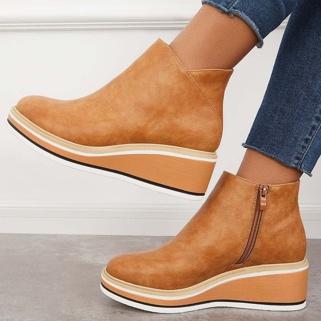Classic Orthopedic Sneakers with Timeless Style
