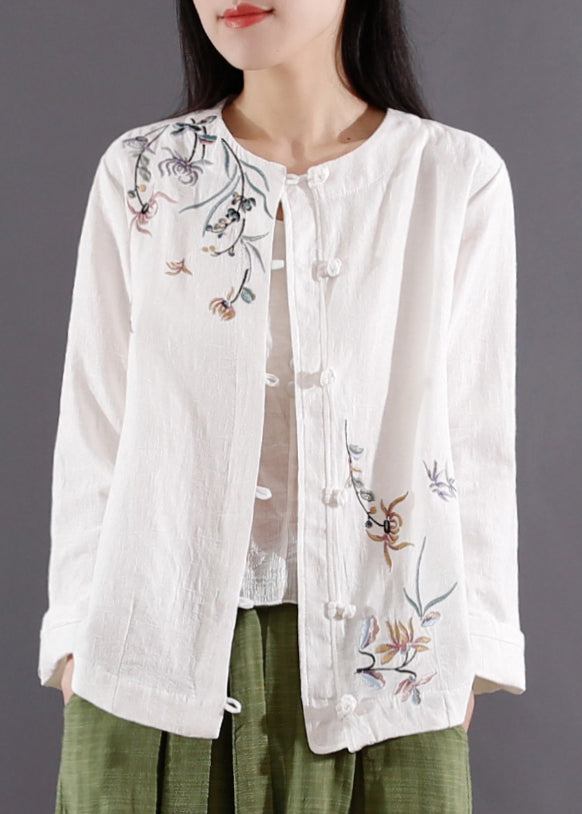 Gracefully Styled Coat for Any Occasion