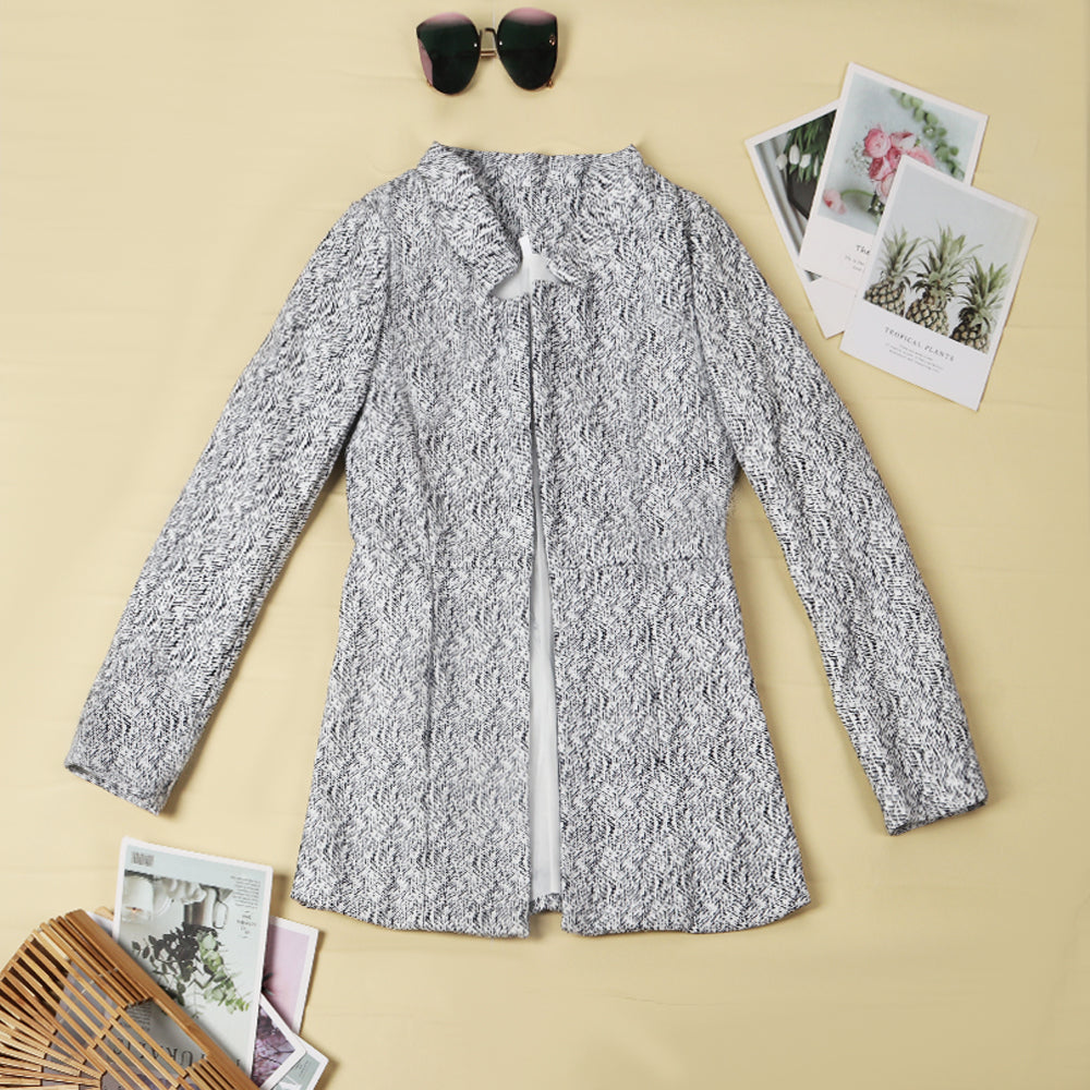 Gracefully Styled Coat for Any Occasion