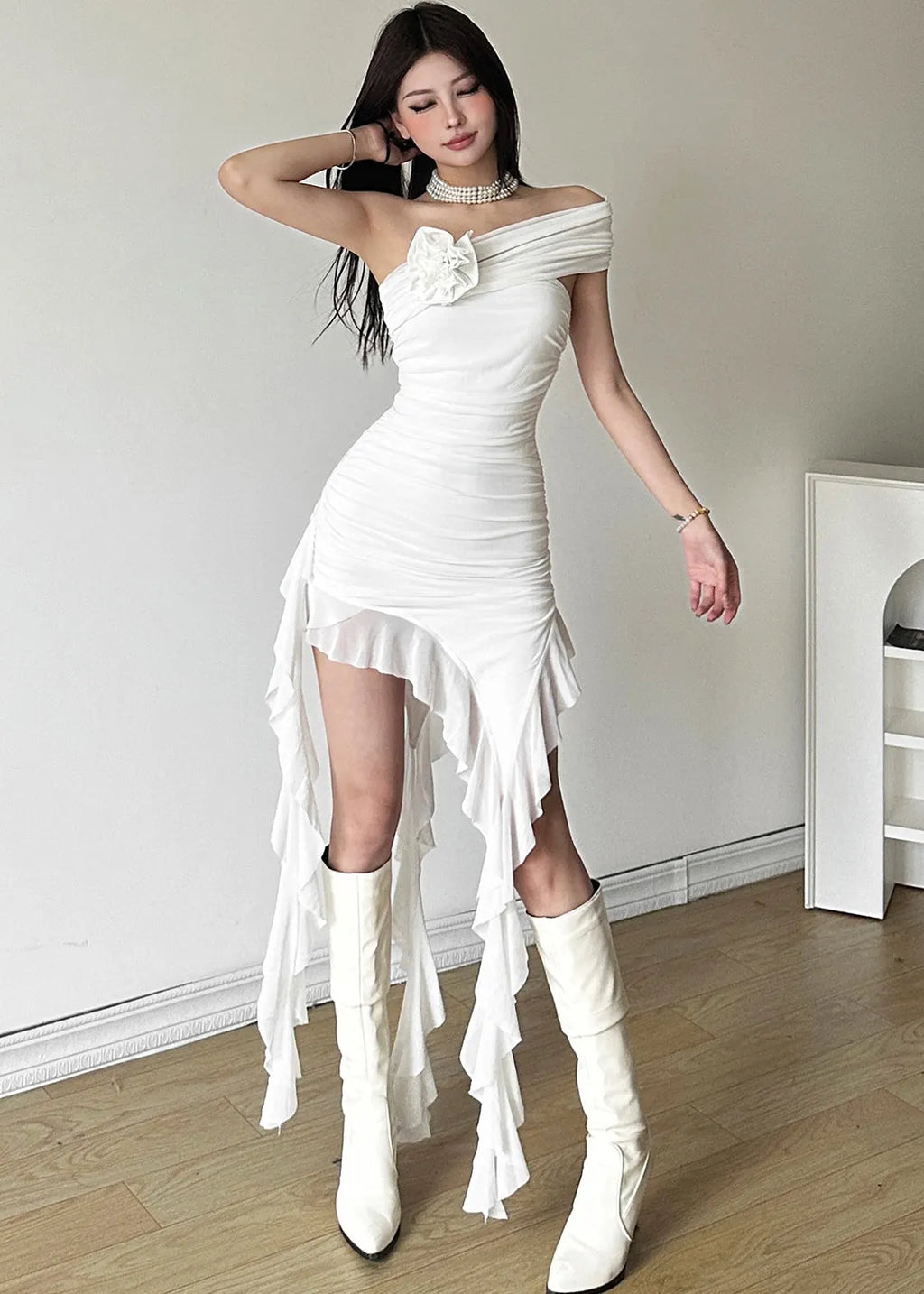 Polished Dress with an Effortless Classic Look