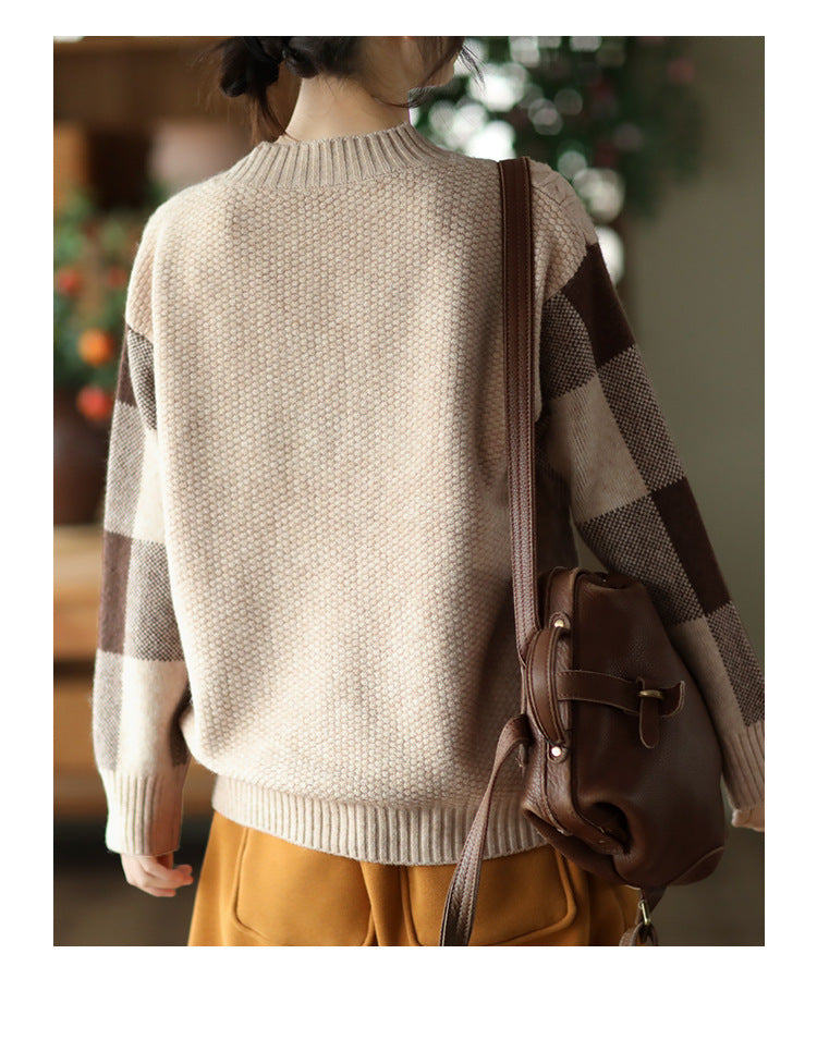 Effortlessly Elegant Sweater with a Timeless Design