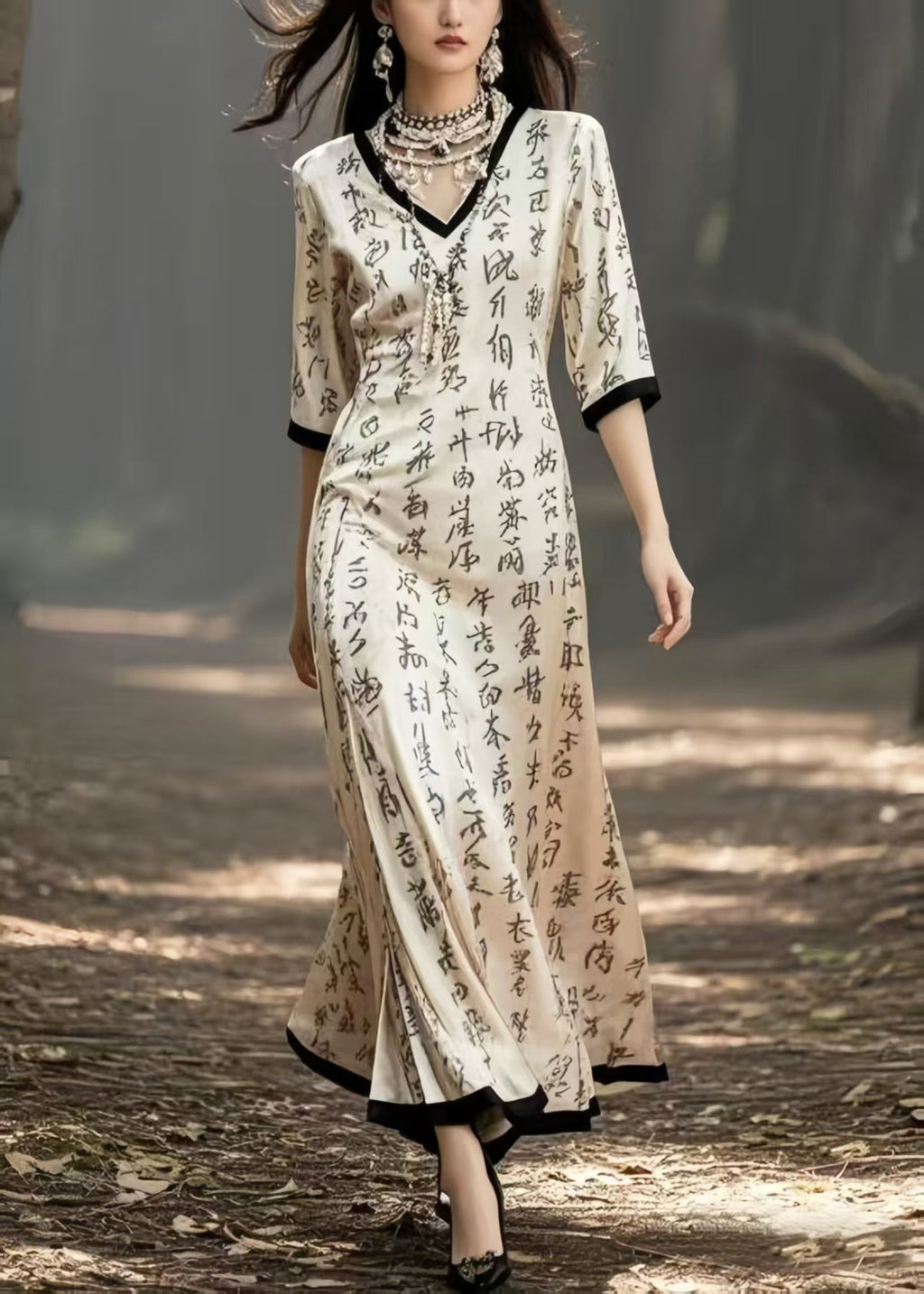 Effortlessly Elegant Dress with a Timeless Design