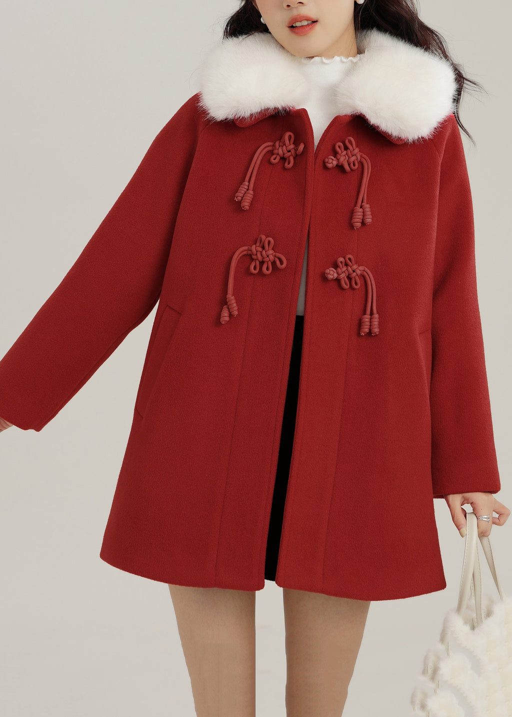 Elegantly Styled Coat for Everyday Wear