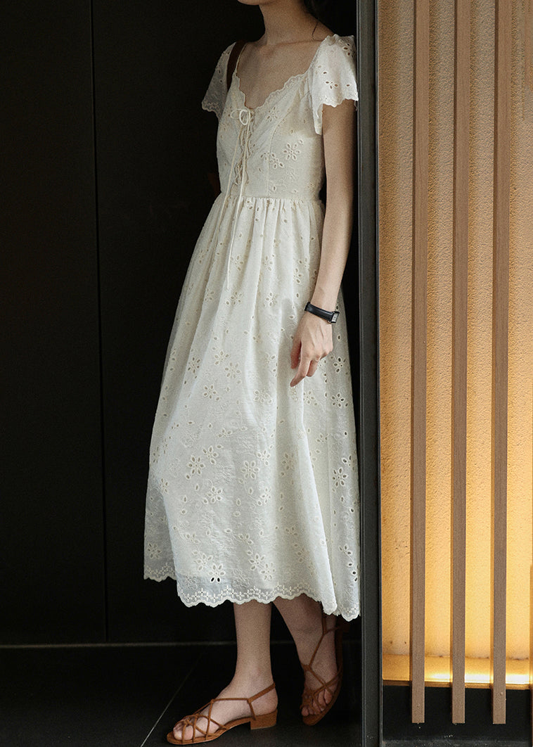 Gracefully Styled Dress for Any Occasion