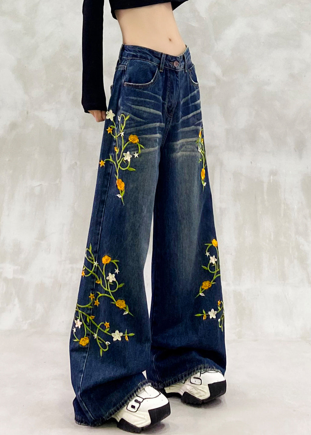 Classic Vintage Pants with a Flattering Fit