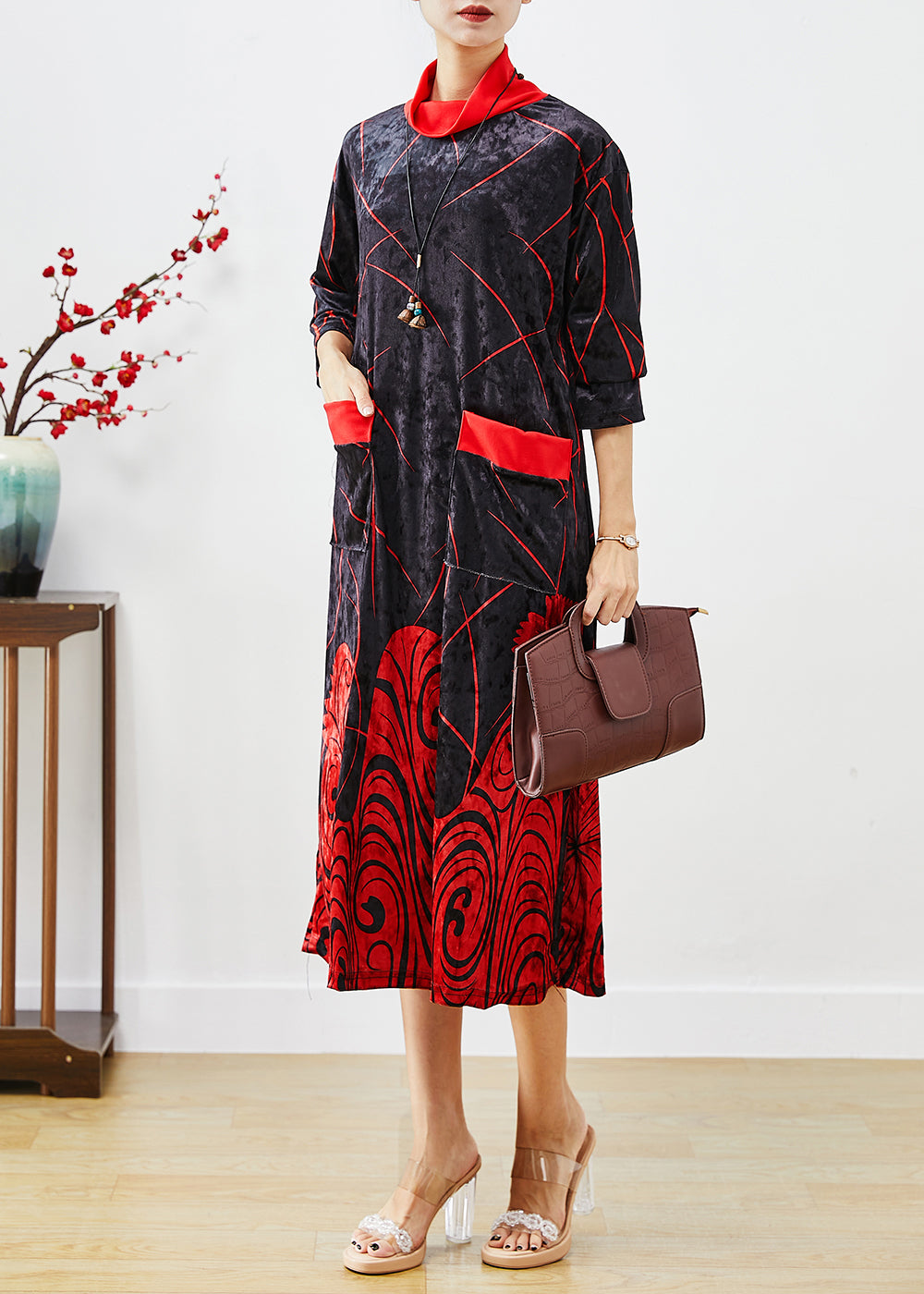Classic Vintage & Enduringly Stylish Dress