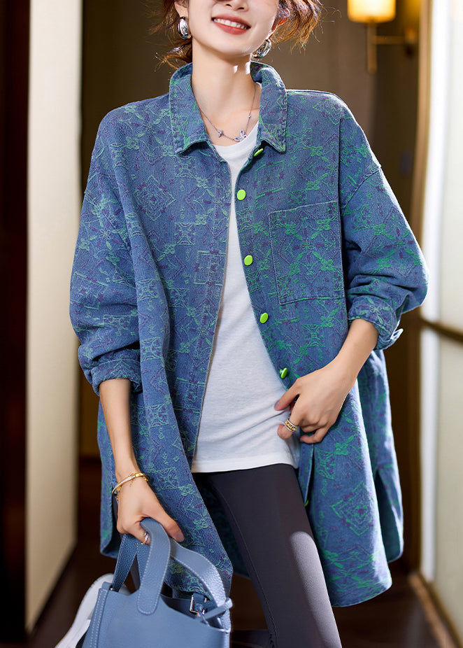 Gracefully Styled Coat for Any Occasion